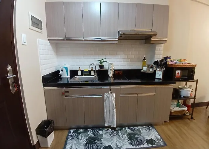 Eldenz Home 2Br Fully Furnished With Free Wi-Fi And Gym Apartment *
