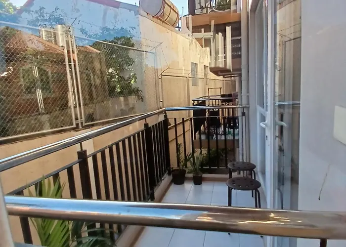 Eldenz Home 2Br Fully Furnished With Free Wi-Fi And Gym Apartment
