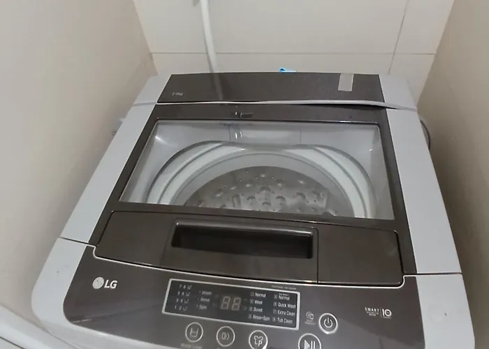 Eldenz Home 2Br Fully Furnished With Free Wi-Fi And Gym Apartment