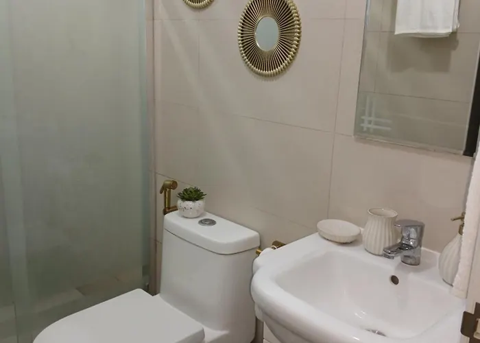 Apartment Eldenz Home 2Br Fully Furnished With Free Wi-Fi And Gym *