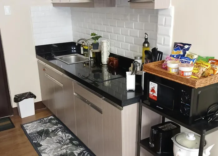 Apartment Eldenz Home 2Br Fully Furnished With Free Wi-Fi And Gym Manila